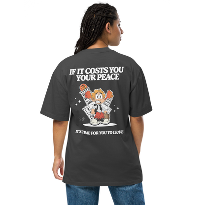 Model with black t shirt